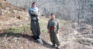 The Women Who Fight Against the Ayatollahs from the Kurdish Mountains