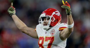 Travis Kelce Trolled Chargers Fans By Flipping the Ball Like LaDainian Tomlinson on a Touchdown