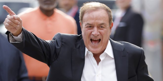 Al Michaels on Amazon Prime Co-Worker 2 Chainz: 'You know him as a pair of chains'