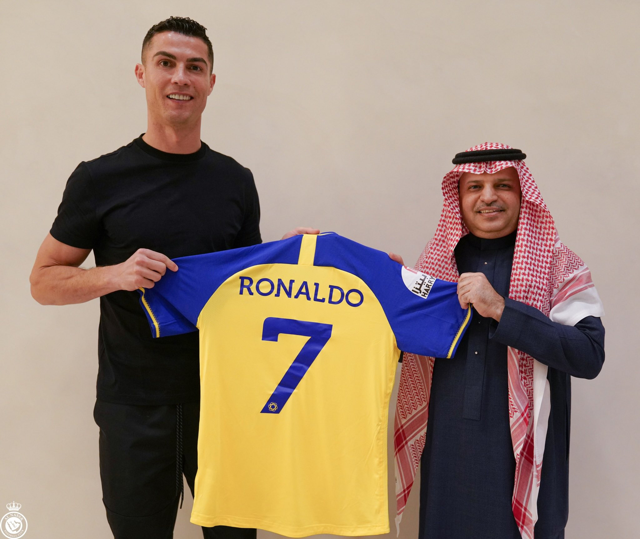 Cristiano Ronaldo completes ?173m-a-year transfer to Saudi Arabian club Al Nassr (photos)