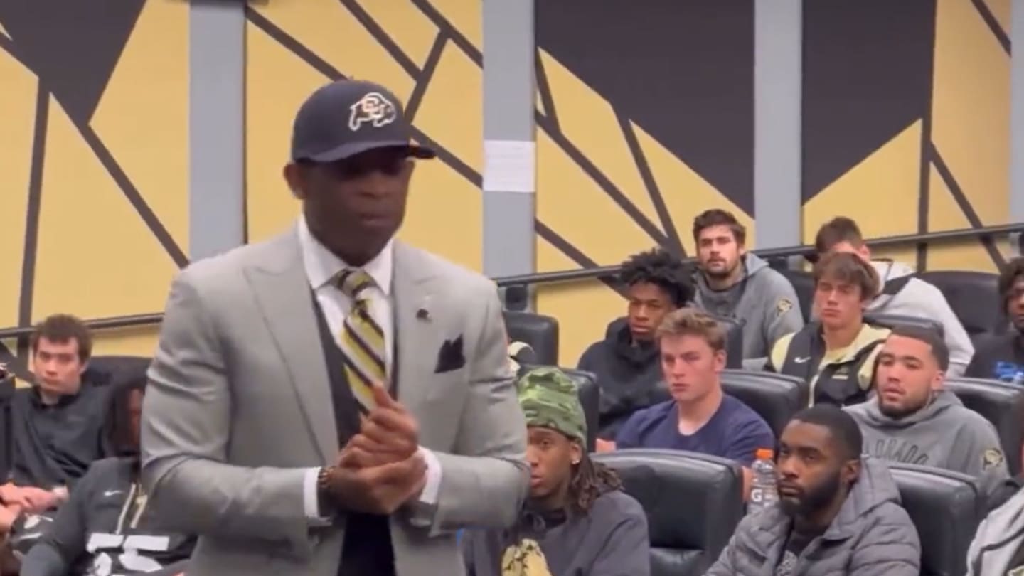 Deion Sanders Meets With Colorado Players, Tells Them to Get Into Portal
