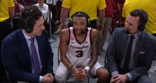 Hogs' Smith Jr. explains playstyle in comeback vs. UNCG - ESPN Video