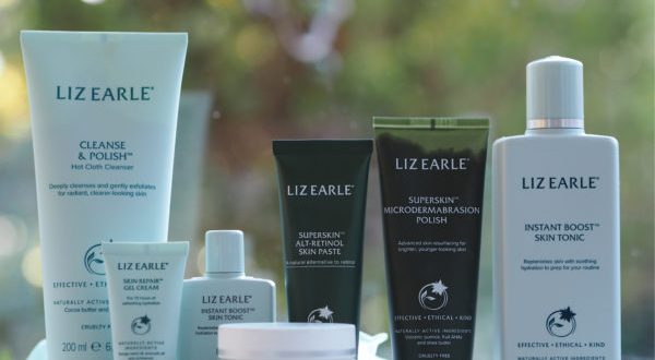 Liz Earle Your Daily Routine Kit – The Gift That Gives Twice! | British Beauty Blogger