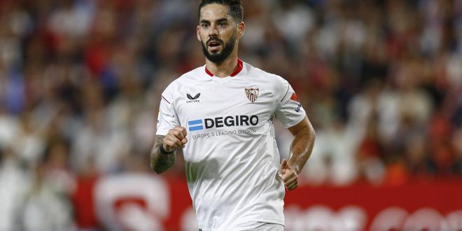 REPORT: Sevilla set to terminate Isco’s contract after only four months