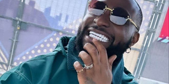 Tell the world I am back - Singer Davido says as he performs at the 2022 World Cup closing ceremony (video)