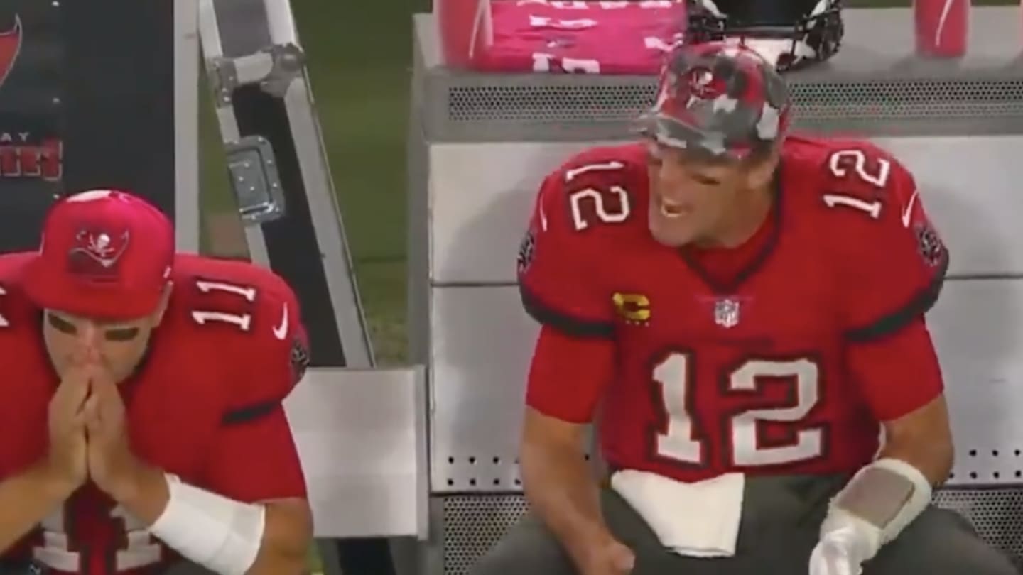 Tom Brady Was Screaming at Someone on the Bucs Sideline After Another Punt
