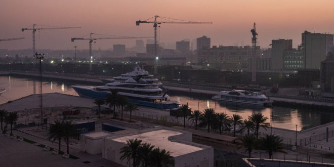 U.S. Eyes $156 Million Yacht in Dubai Linked to a Russian Oligarch