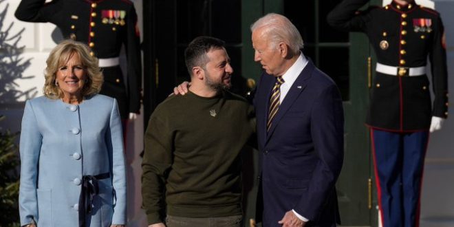 Ukraine?s president Zelenskyy visits Joe Biden at White House in first foreign trip since Russian invasion 300 days ago (video)