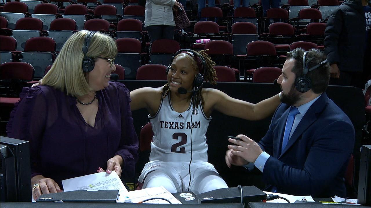Barker gets emotional on first game back in Aggies' win - ESPN Video