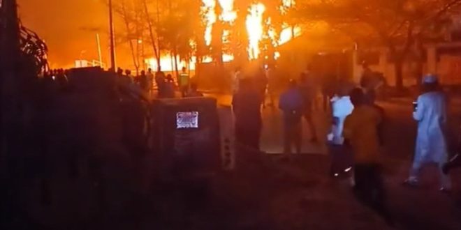 Fire breaks out at filling station at Wuse Zone 1  (video)