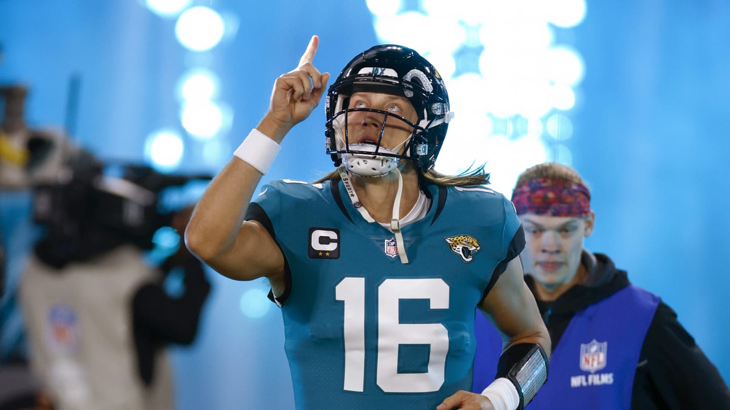 Jaguars Owner Shad Khan Watched Trevor Lawrence Throw Four Interceptions in the Dark