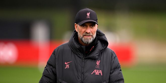 Liverpool manager Jurgen Klopp during a training session at AXA Training Centre on January 05, 2023 in Kirkby, England.