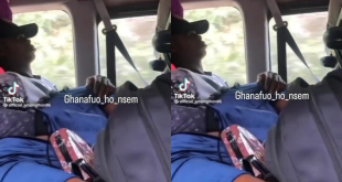 Man caught on camera smooching his lover in a commercial bus with other passengers (video)