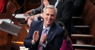 McCarthy, All Carrots and No Sticks, Tries to Grin His Way to the Speakership