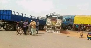 Tanker drivers block Zaria-Kano highway over alleged killing of colleague by soldier