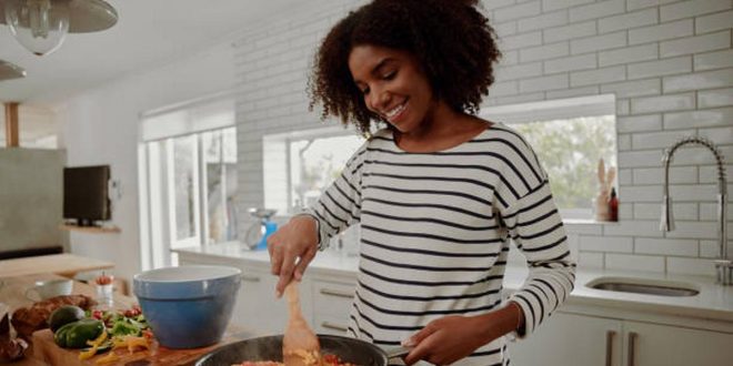 5 common cooking habits you need to stop immediately
