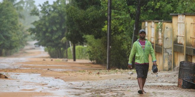 Mozambicans seek shelter as storm Freddy makes landfall