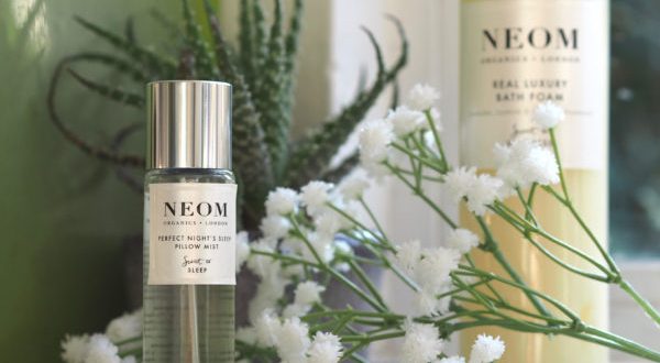 NEOM Luxury Bath Foam | British Beauty Blogger