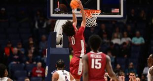 10-seed Hogs survive 7-seed Auburn's comeback attempt