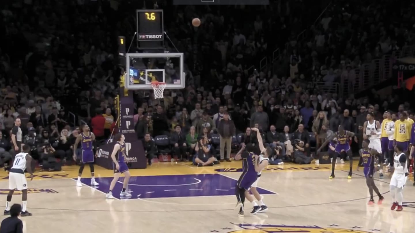 A Boneheaded Foul and Missed Free Throw by Anthony Davis Killed Lakers' Hopes of Playoff Run