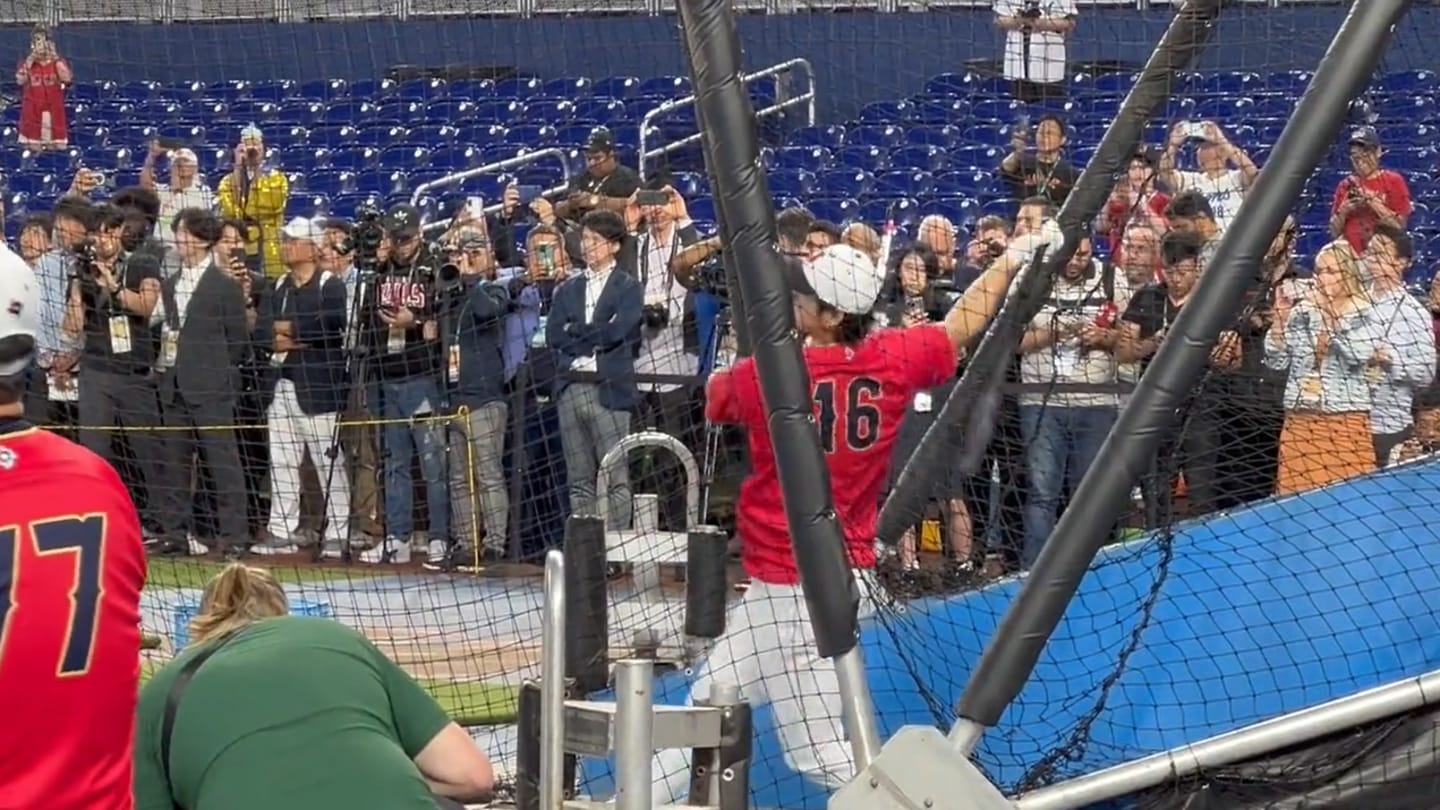 Shohei Ohtani Casually Launched Balls Into the Upper Deck During WBC Batting Practice