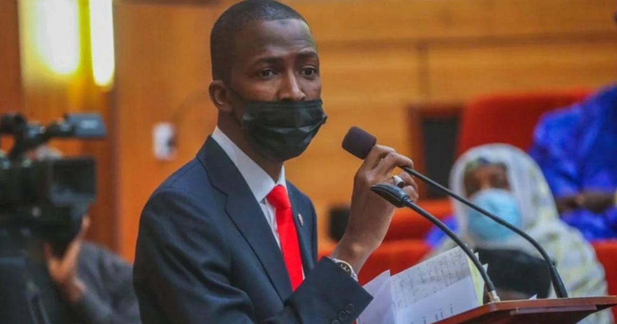 Trouble for ‘corrupt’ public officials as EFCC vows to go after them from May 29
