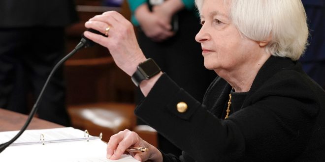 Yellen seeks to reassure US legislators after bank collapse