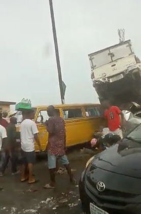 Multiple accidents on Gbagada bridge inward Ifako Lagos state