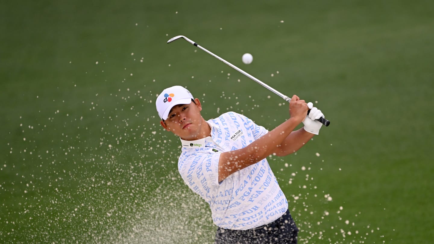 Si Woo Kim Is Wearing a Very Loud PGA Tour Shirt While Paired With Phil Mickelson