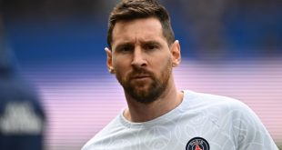 Lionel Messi of PSG warms up prior to the Ligue 1 match between PSG and Lorient at the Parc des Princes on April 30, 2023 in Paris, France.