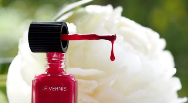 CHANEL Le Vernis Reformulation | British Beauty Blogger
