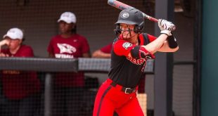 Georgia routs Hokies, punches ticket to Super Regional