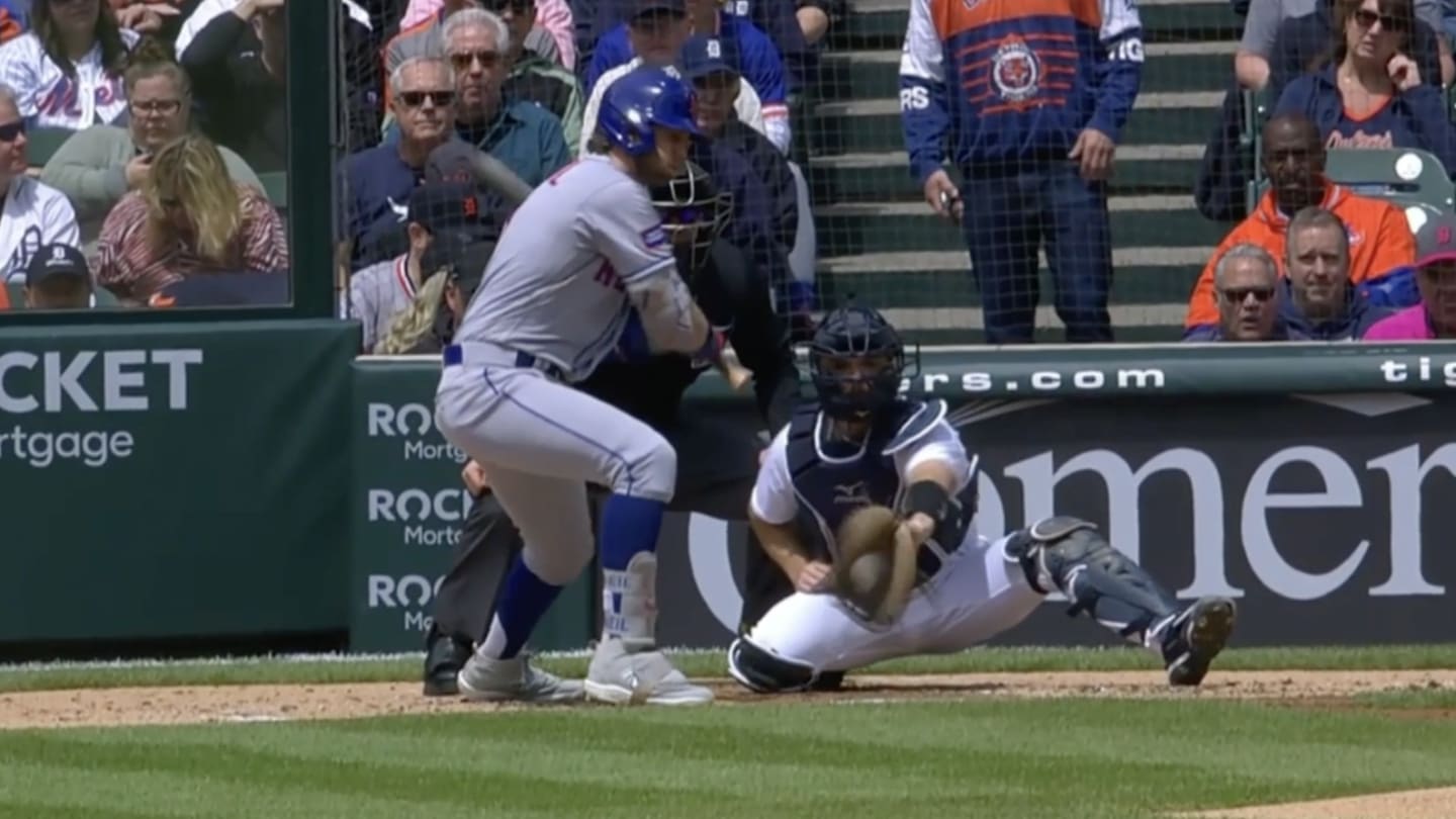 Jeff McNeil Screamed at Umpire Adam Beck After a Horrible Strike 3 Call and Somehow Didn't Get Tossed