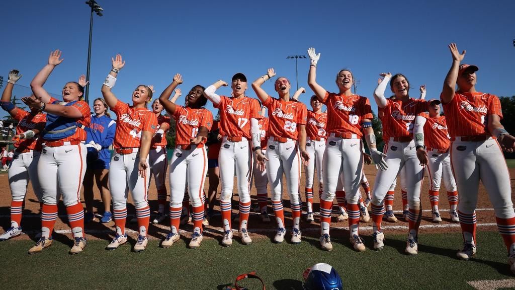No. 20 Gators open NCAAs with dramatic walk-off win
