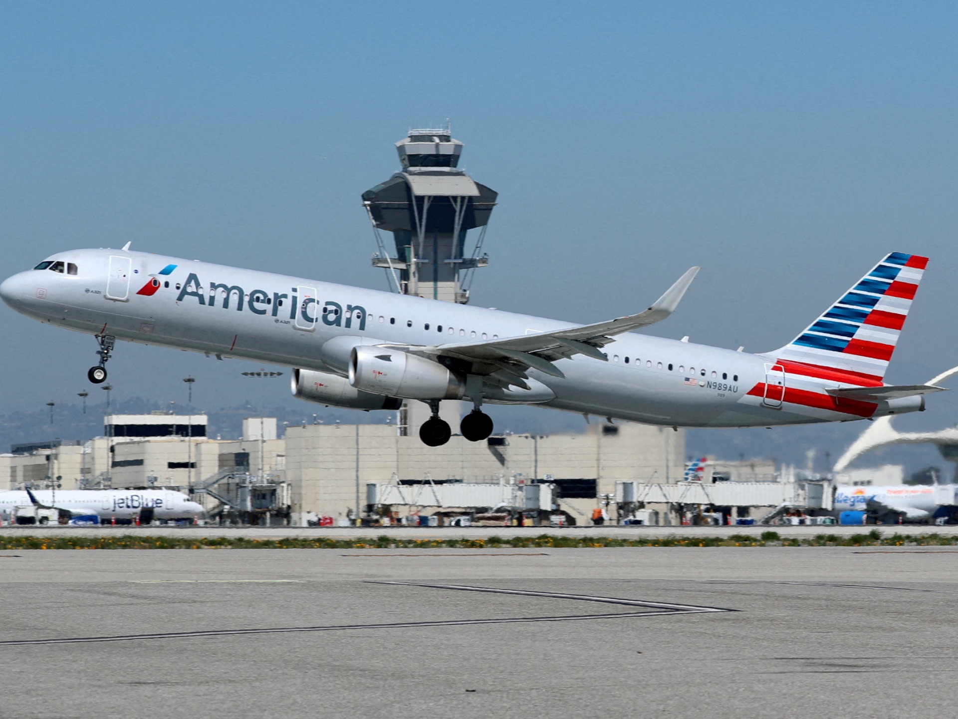 US judge rules against American Airlines, JetBlue partnership