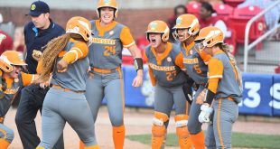 UT launches three homers to beat Tide, advance to final