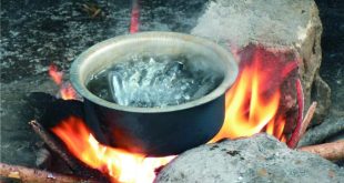 17-year-old Bauchi housewife pours hot water on teenager for allegedly dating her husband