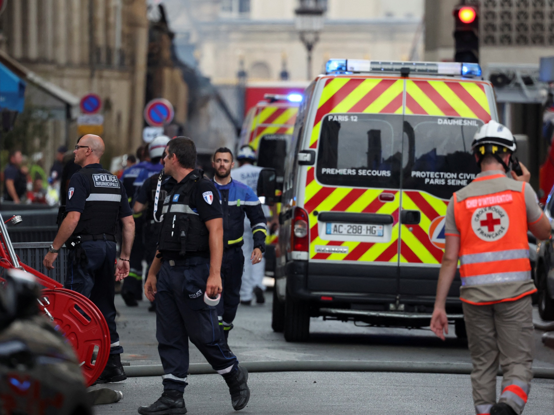 At least 24 injured after Paris explosion