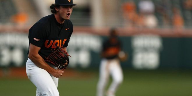 Lindsey's pitching, early offense send Vols past 49ers
