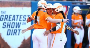 Seminoles' bats overwhelm Tennessee in WCWS semifinals