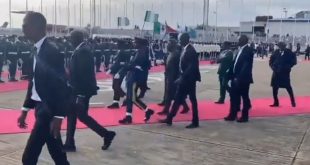 The armed forces hold a parade for Bola Tinubu following his return to country after his first trip abroad as President of Nigeria (video)