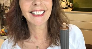 AD Dyson Airwrap™ Complete Long Hair Multi-Styler Review At Very.co.uk   | British Beauty Blogger