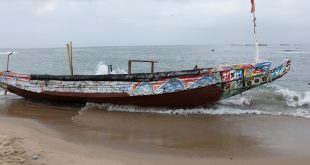 Boat capsizes off Senegal coast, up to 15 dead
