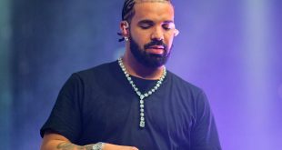 Drake gets bombarded with bras thrown by female fans during performance