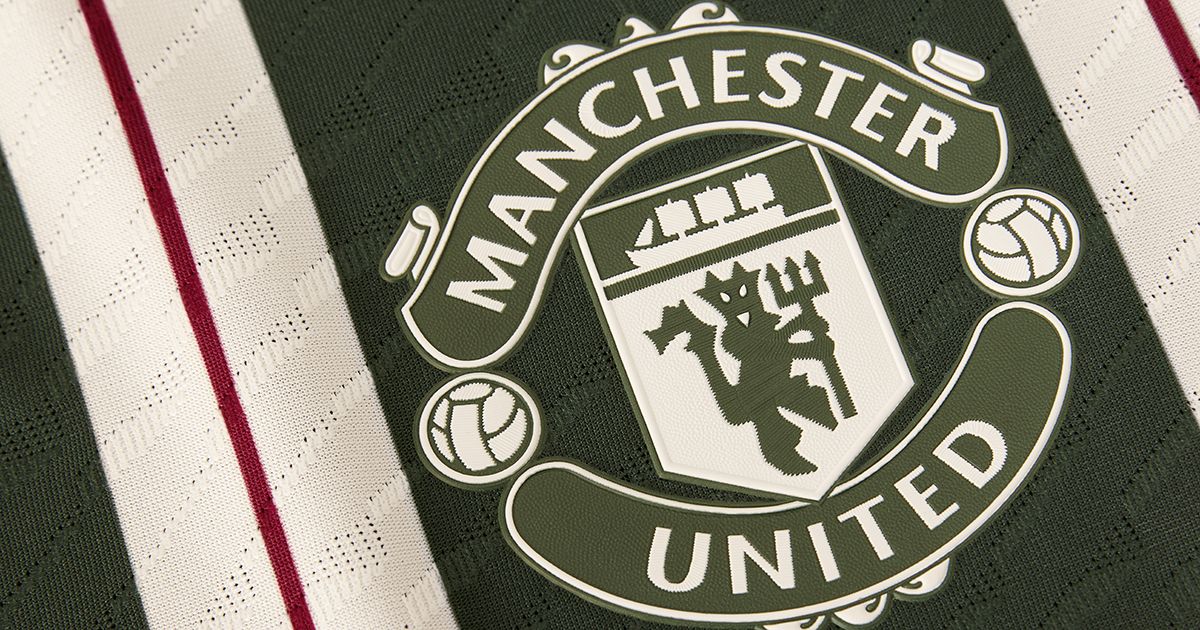 New Manchester United away kit