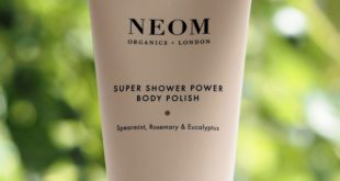 Neom Super Shower Power Body Polish | British Beauty Blogger