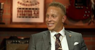 Gamecocks' Rattler shares athletic journey, name origin - ESPN Video