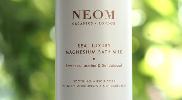 NEOM Organics Real Luxury Magnesium Bath Milk Review | British Beauty Blogger