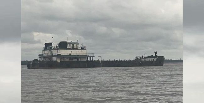 Suspected stolen crude oil vessel intercepted in Delta state