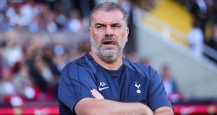 Tottenham Hotspur manager Ange Postecoglou looks on during the Joan Gamper Trophy match between FC Barcelona and Tottenham Hotspur at Estadi Olimpic Lluis Companys on August 08, 2023 in Barcelona, Spain.